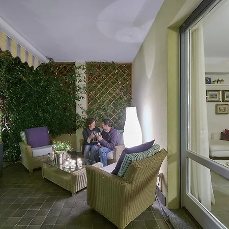Casa Carlotta